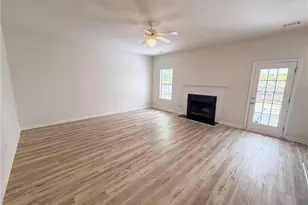 401 Callaway Ln, Conyers, GA 30012 - Photo 3