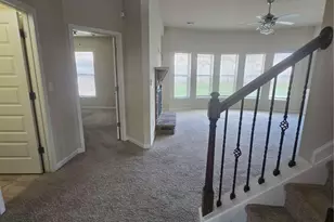 1013 Autumn Dr, Loganville, GA 30052 - Photo 5