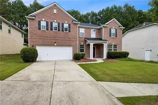 1178 Sparkling Cove Dr, Buford, GA 30518 - Photo 3