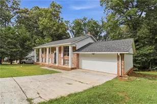 1446 Walnut Ridge Way, Stone Mountain, GA 30083 - Photo 5