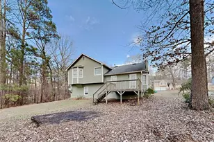 383 Robin Hood Dr, Douglasville, GA 30134 - Photo 3