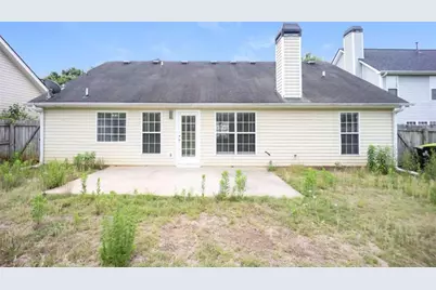 413 Baldwin Court, Newnan, GA 30263 - Photo 3