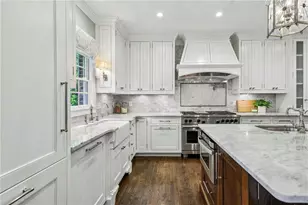 5240 Kenbrook Way, Sandy Springs, GA 30327 - Photo 11