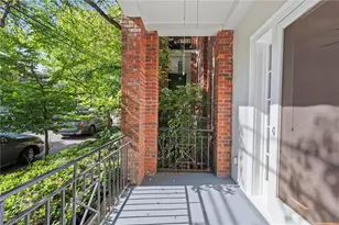 794 Frederica St NE, Atlanta, GA 30306 - Photo 3