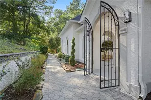 1458 Sweet Bottom Cir SW, Marietta, GA 30064 - Photo 3