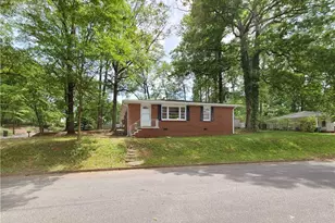 3225 Forrest Hills Dr, Hapeville, GA 30354 - Photo 1