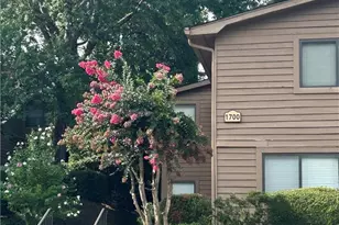 1702 Parkaire Crossing, Marietta, GA 30068 - Photo 1