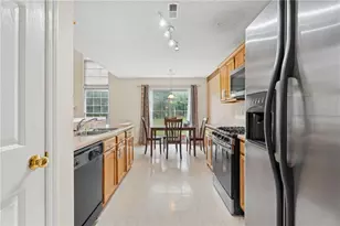 3230 Binghampton Ln, Lawrenceville, GA 30044 - Photo 9