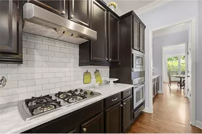 11880 Old Station Place, Alpharetta, GA 30004 - Photo 9