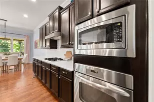 11880 Old Station Pl, Alpharetta, GA 30004 - Photo 9