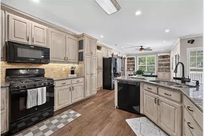 821 Harvest Lane, Monroe, GA 30655 - Photo 9
