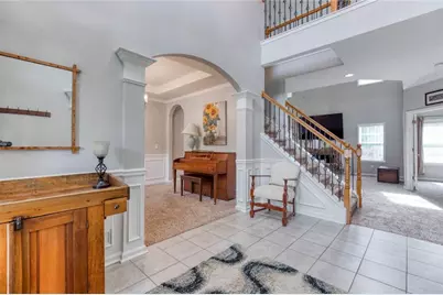 1017 Panoramic Pointe NE, Buford, GA 30518 - Photo 7