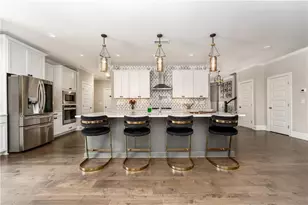 427 Parkbrook Wy, Canton, GA 30114 - Photo 5