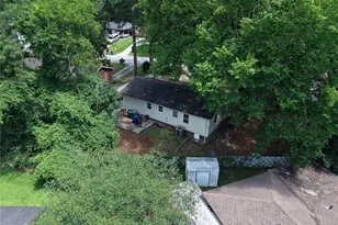 2820 Cardo Dr NW, Atlanta, GA 30318 - Photo 3