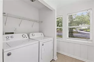 418 Shannon Dr SW, Atlanta, GA 30310 - Photo 23