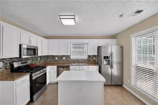 3033 Rapids Dr, Decatur, GA 30034 - Photo 11