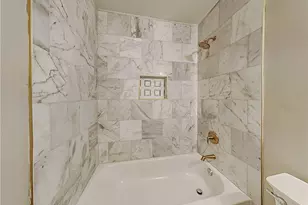 492 Elbridge Dr NW, Atlanta, GA 30318 - Photo 15