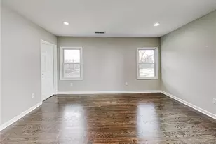 492 Elbridge Dr NW, Atlanta, GA 30318 - Photo 7