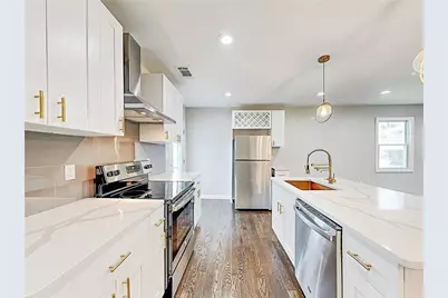 492 Elbridge Drive NW, Atlanta, GA 30318 - Photo 5