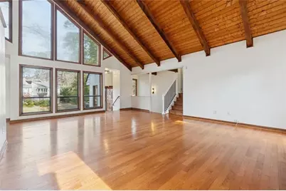 4910 Tremont Drive NE, Marietta, GA 30066 - Photo 9