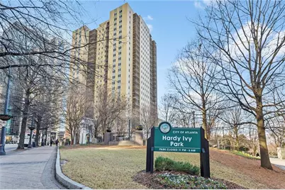 300 W Peachtree Street NE #3M, Atlanta, GA 30308 - Photo 27