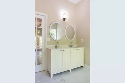 1677 North Avenue NW, Atlanta, GA 30318 - Photo 31