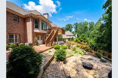 135 N Clublands Court, Johns Creek, GA 30022 - Photo 9