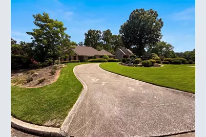 135 N Clublands Court, Johns Creek, GA 30022 - Photo 15