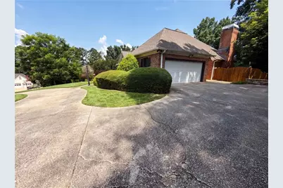 135 N Clublands Court, Johns Creek, GA 30022 - Photo 19