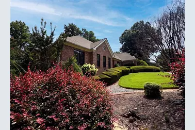 135 N Clublands Court, Johns Creek, GA 30022 - Photo 13