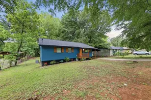 8331 Attleboro Dr, Jonesboro, GA 30238 - Photo 3