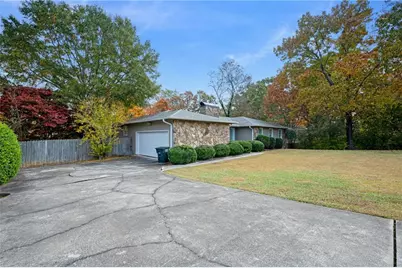 127 Windsor Drive, Calhoun, GA 30701 - Photo 3