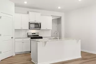 6067 Airedale Dr, Union City, GA 30291 - Photo 9