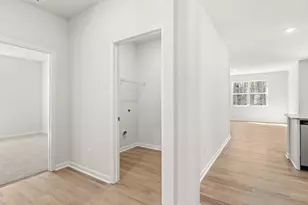 6067 Airedale Dr, Union City, GA 30291 - Photo 5
