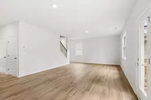 6073 Airedale Dr, Union City, GA 30291 - Photo 11