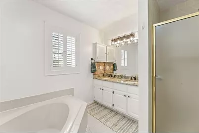 3906 Laurens Lane, Snellville, GA 30039 - Photo 17