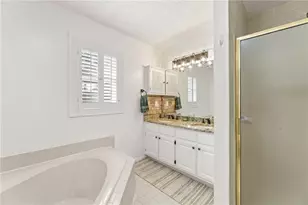 3906 Laurens Ln, Snellville, GA 30039 - Photo 17