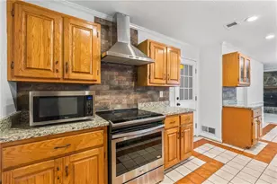 2831 Georgian Terrace, Marietta, GA 30068 - Photo 25