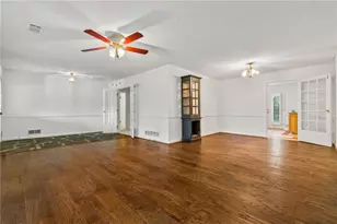 2831 Georgian Terrace, Marietta, GA 30068 - Photo 3