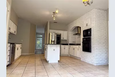 11295 Vedrines Drive, Johns Creek, GA 30022 - Photo 13
