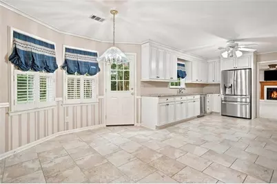 12135 N Hickory Trace, Alpharetta, GA 30004 - Photo 13