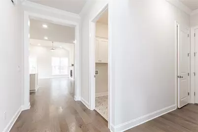 879 Eastman Court, Hoschton, GA 30548 - Photo 5