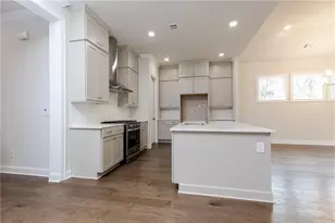 879 Eastman Ct, Hoschton, GA 30548 - Photo 9