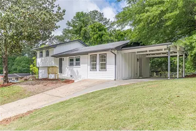 8285 Hemlock Drive, Jonesboro, GA 30238 - Photo 3
