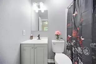 242 Jackson St, Barnesville, GA 30204 - Photo 21