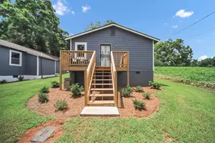 242 Jackson St, Barnesville, GA 30204 - Photo 1