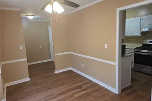 5595 Wells Cir, Stone Mountain, GA 30087 - Photo 3