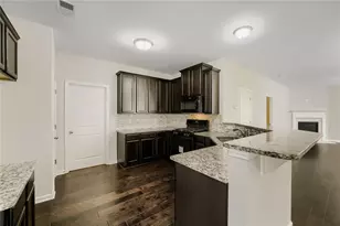 3080 Rivera Ct, Fairburn, GA 30213 - Photo 9