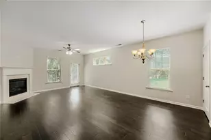 3080 Rivera Ct, Fairburn, GA 30213 - Photo 5