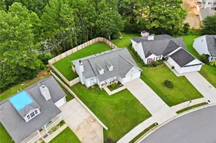 1016 Meadow Glen Cir, Fairburn, GA 30213 - Photo 33